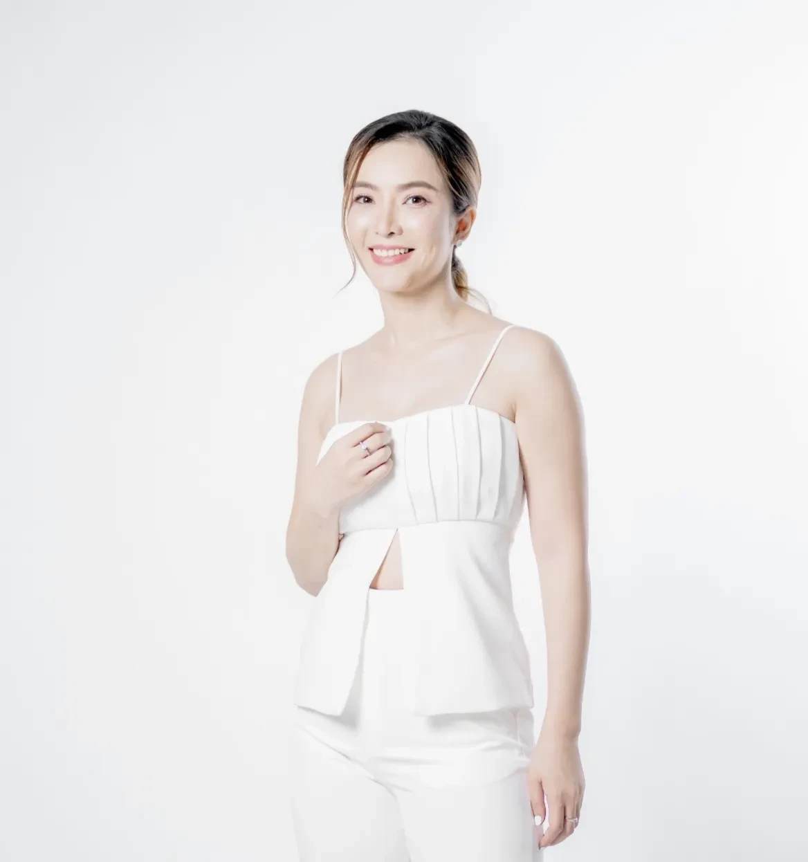 เสื้อสายเดี่ยว เสื้อผ้าแฟชั่น สีขาว ออลเลดี้ รุ่น ออลเลดี้ คิวตี้ แคมิซโซล All Lady Cutie Camisole